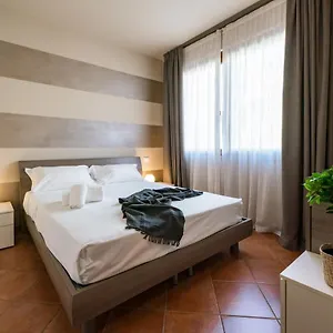 Apartment Private Terrace, Sirmione